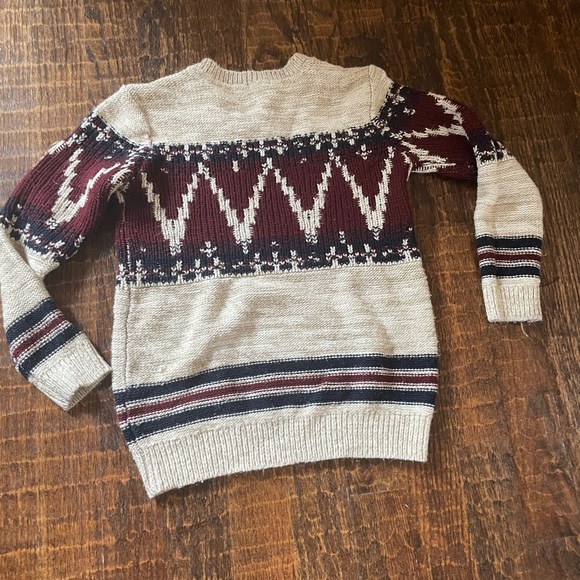Knit sweater - Picture 12 of 17
